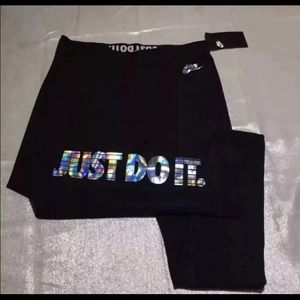Nike hologram leggings